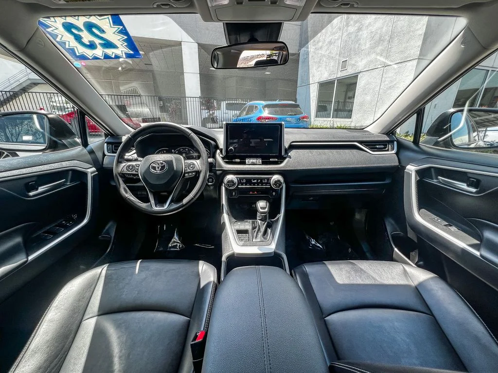 Used 2023 Gray Toyota XLE Premium image 11