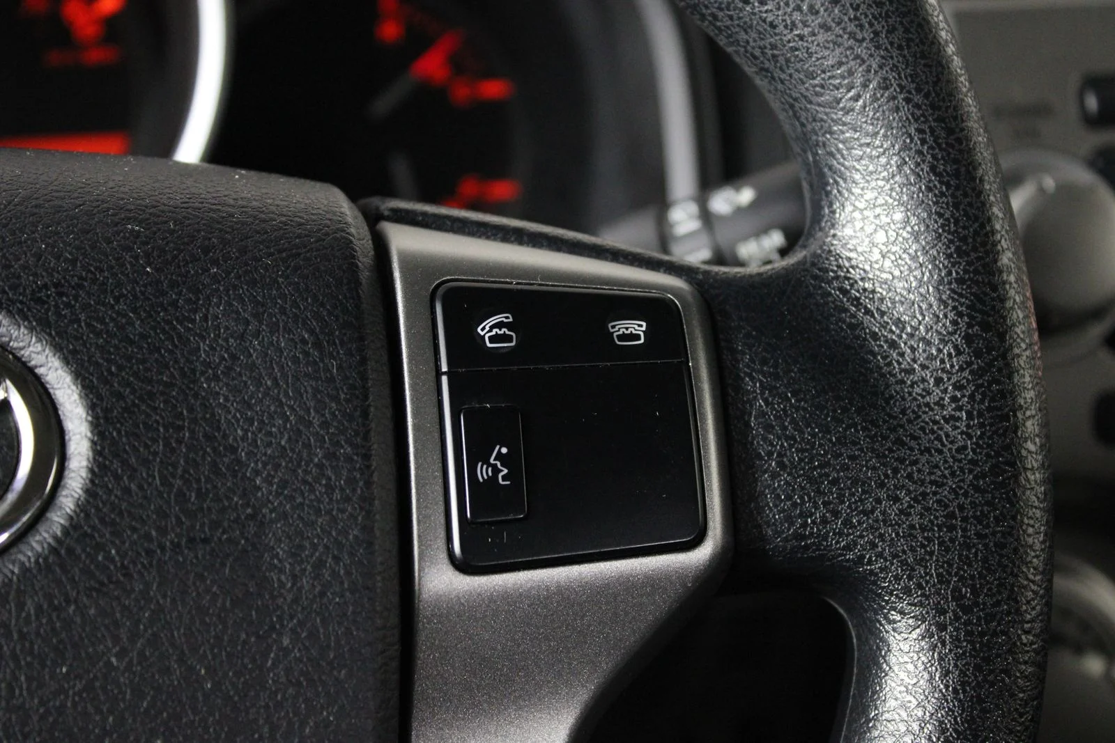 Used 2011 Red Toyota SR5 image 18