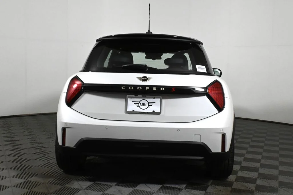 Used 2025 White MINI  image 6