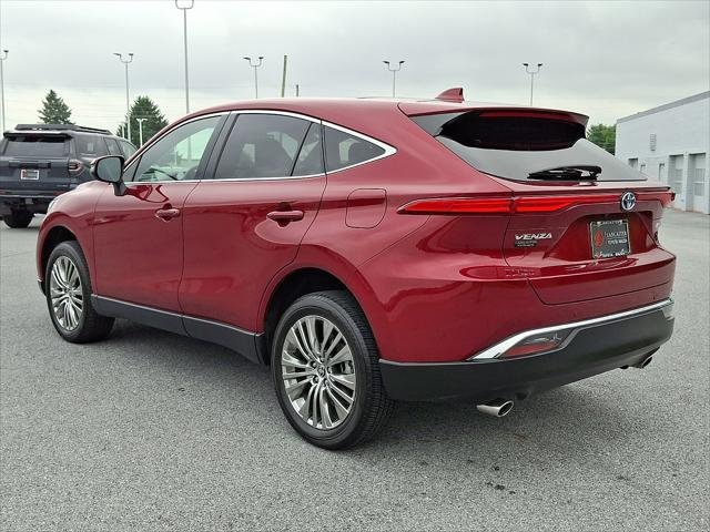 Certified Used 2023 RUBY FLARE PEARL Toyota  image 5