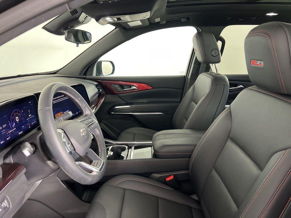 Used 2025 Black Metallic Chevrolet Z71 image 10