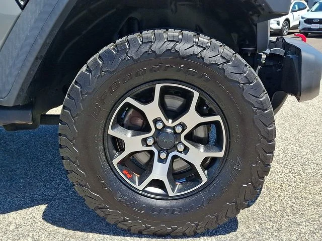 Certified Used 2020 Sting Gray Clearcoat Jeep Unlimited Rubicon image 8