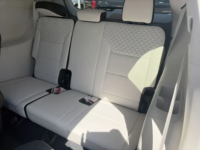 New 2027 White GMC Denali image 13