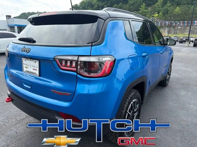 Used 2025 Blue Jeep Trailhawk image 3