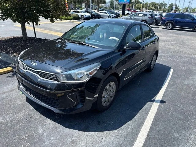 Used 2020 Black Kia LX image 6