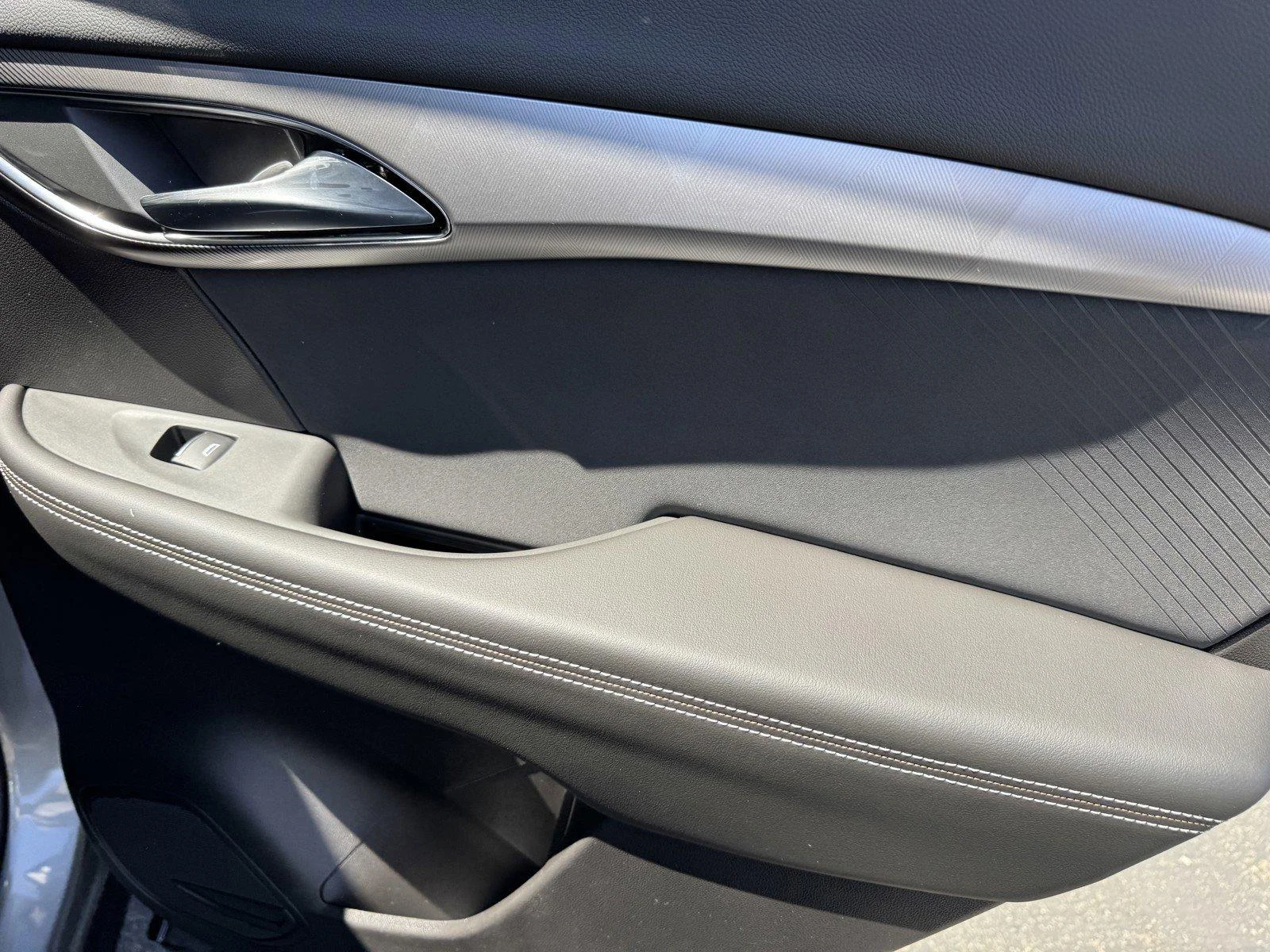 New 2026 Moonstone Gray Metallic Buick Sport Touring image 10