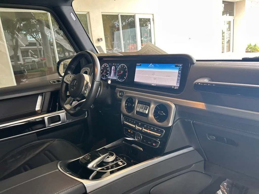 Used 2021 Black Mercedes-Benz G 550 image 29