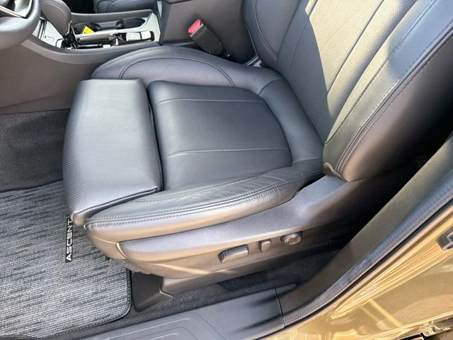 Used 2026 Brown Subaru Onyx Edition Touring image 21