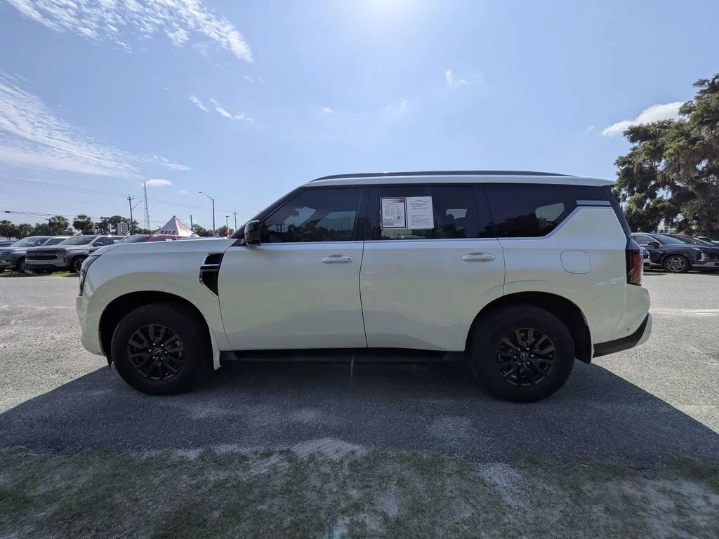 Used 2025 White Nissan SV image 6