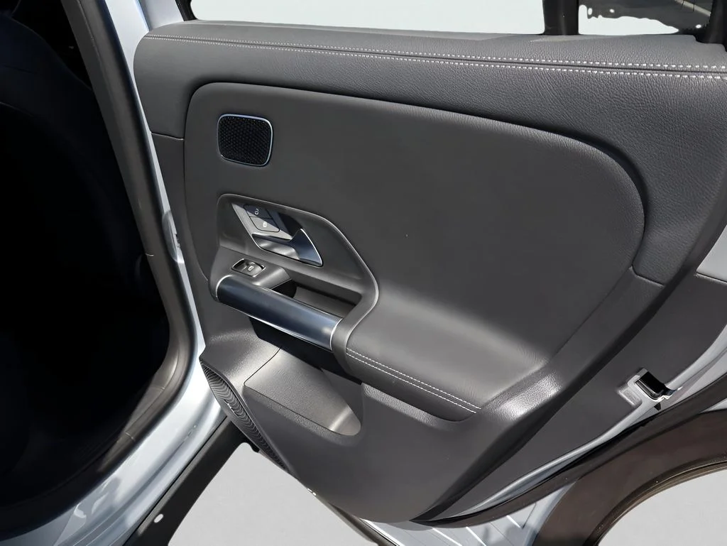 Used 2026 Cirrus Silver Metallic Mercedes-Benz GLA 250 image 14