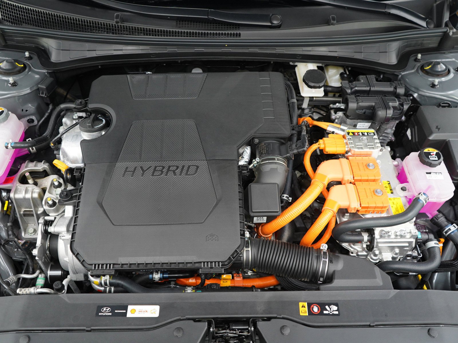 Certified Used 2025 Ecotronic Gray Hyundai Limited DCT image 28