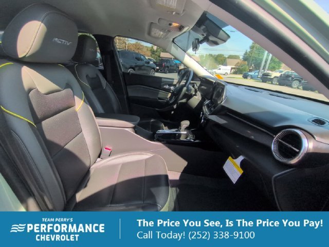 2025 Chevrolet Trax Activ - Photo 15