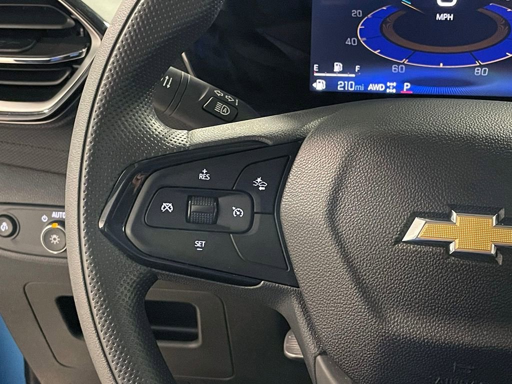 Used 2025 Marina Blue Metallic Chevrolet LT image 29