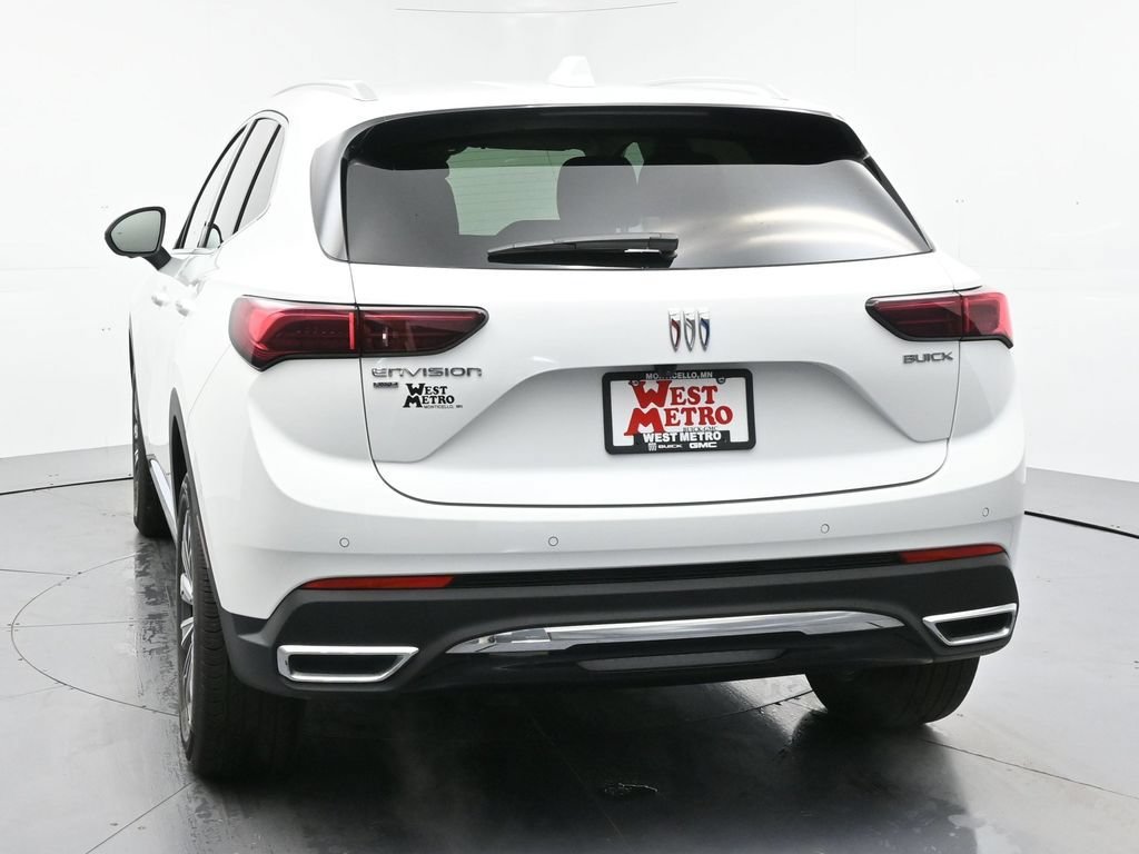 Used 2025 Summit White Buick Preferred image 28