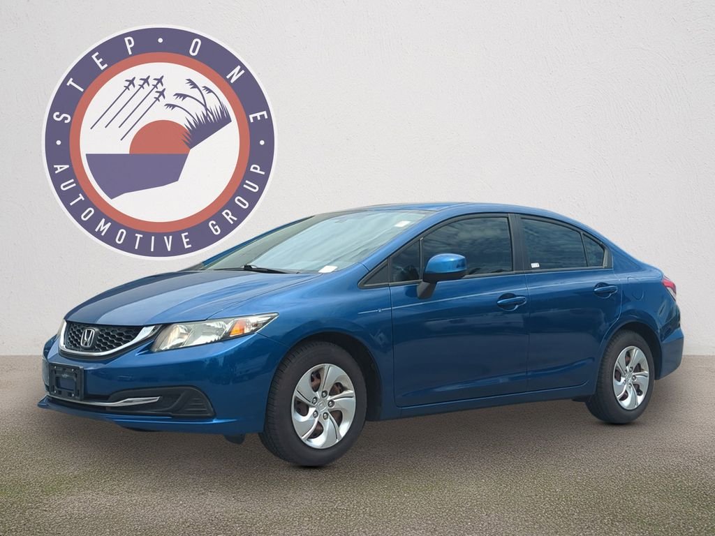 2013 Honda Civic LX Auto's photo