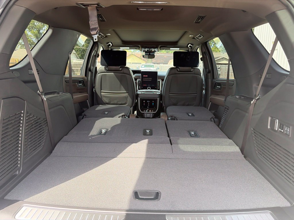 New 2026 Glacier White Tricoat GMC Denali Ultimate image 16
