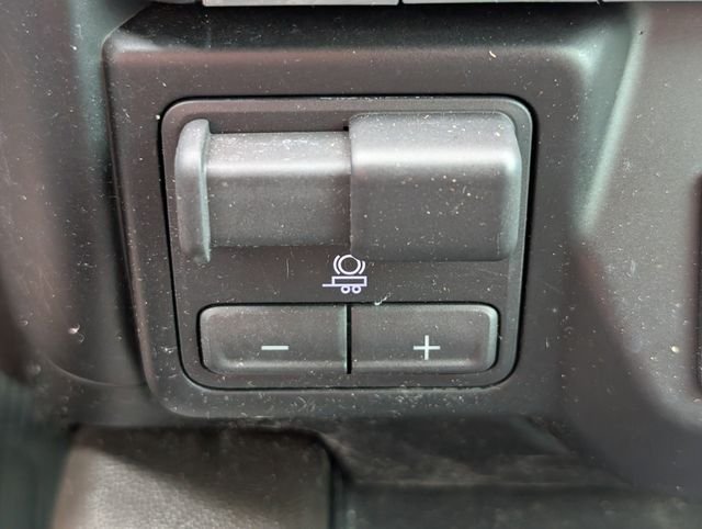 Used 2020 White GMC Denali image 25