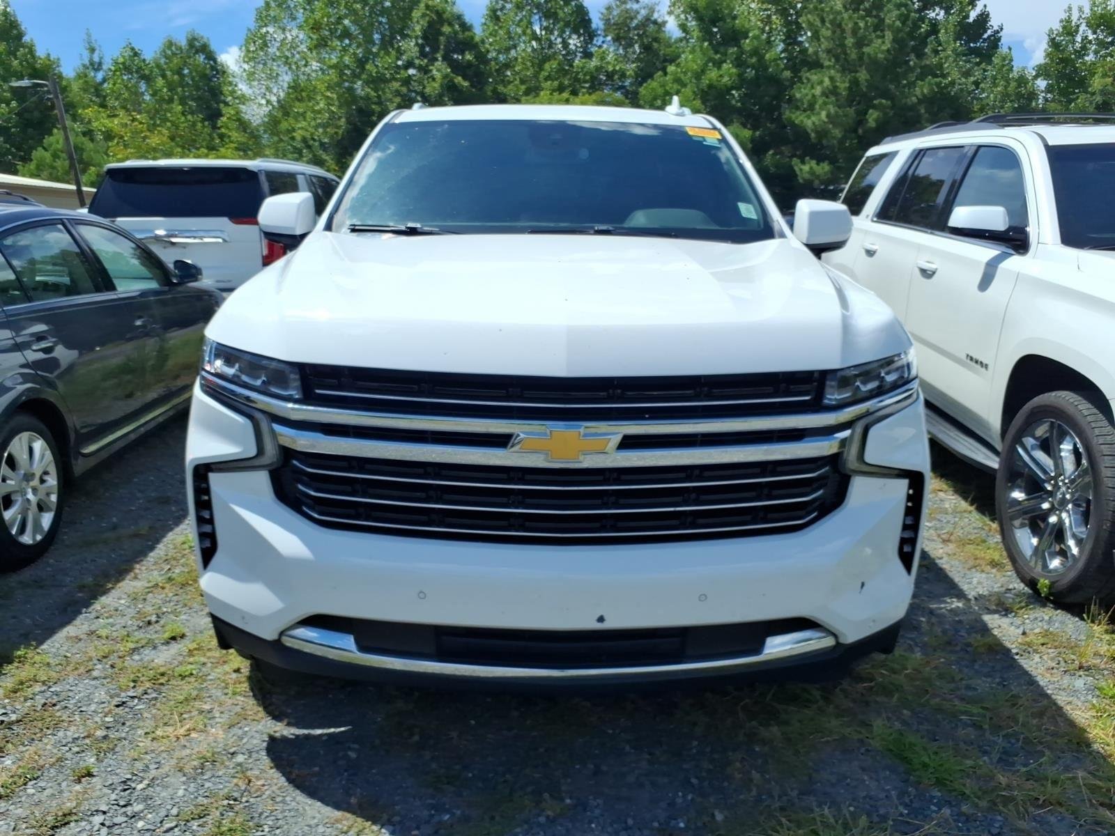 Used 2023 Summit White Chevrolet LT image 4