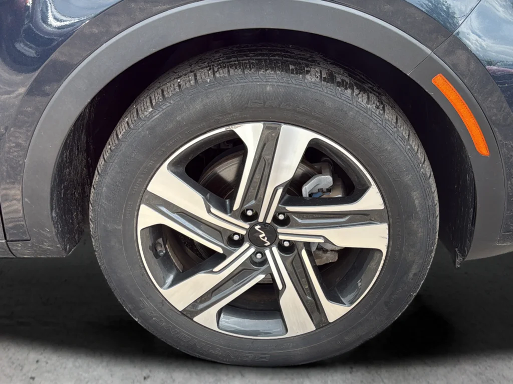 Used 2023 Blue Kia EX image 10