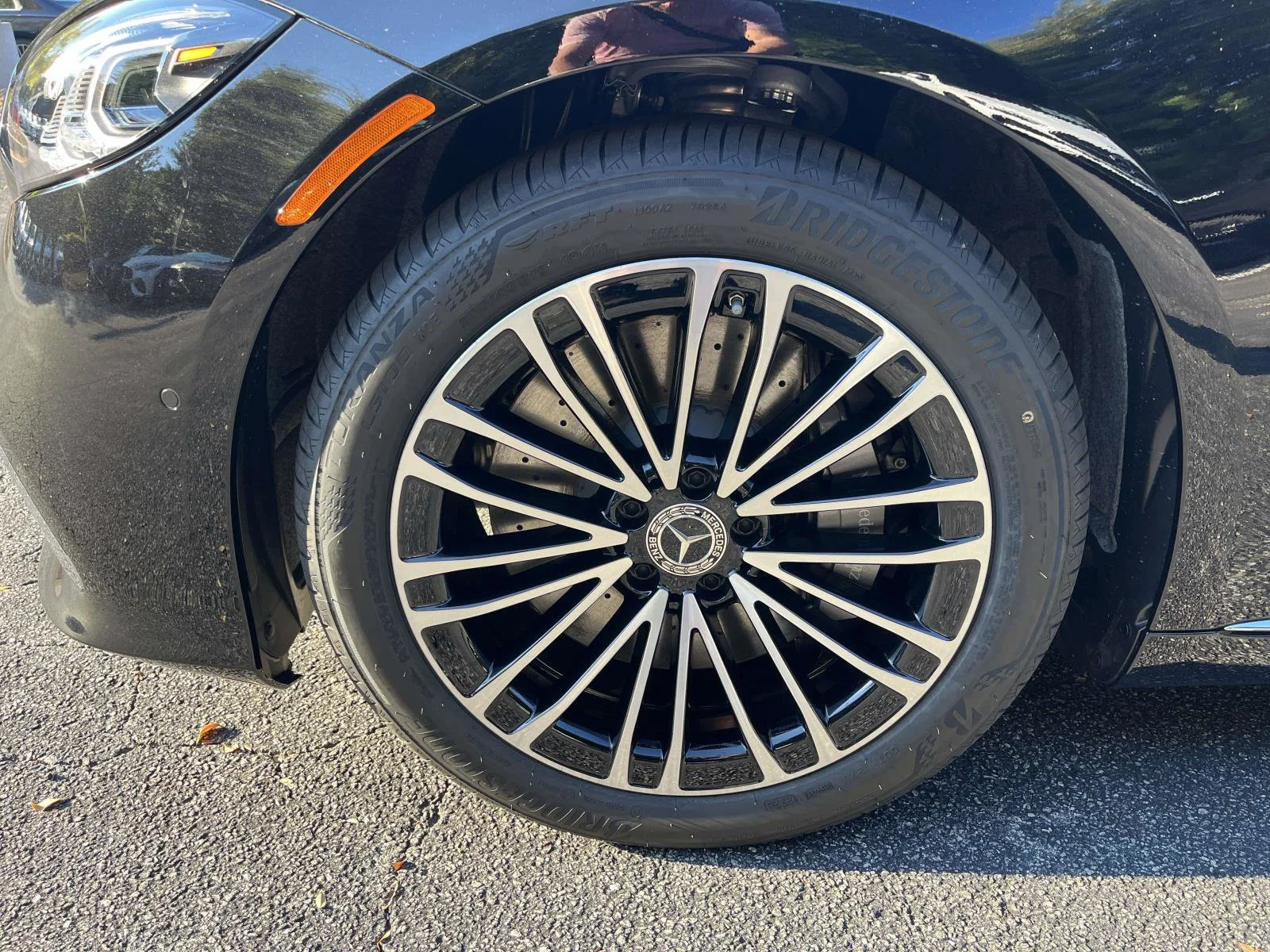 New 2027 Obsidian Black Metallic Mercedes-Benz S 580 4MATIC® Sedan image 15