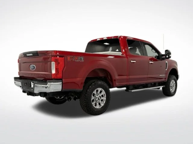 Used 2017 Red Ford XLT image 9