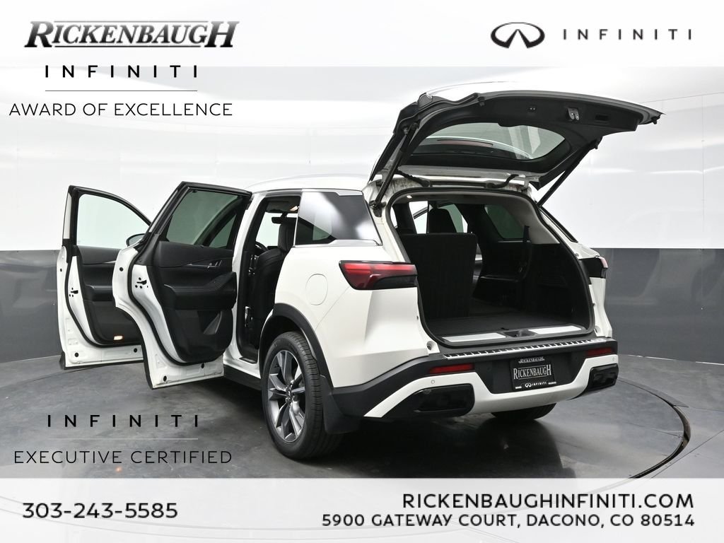 Certified Used 2023 White INFINITI LUXE image 49
