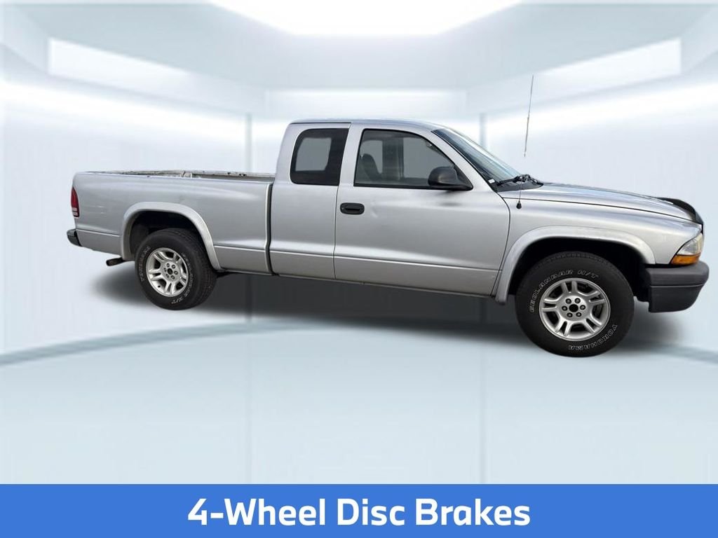 Used 2003  Dodge Base image 15