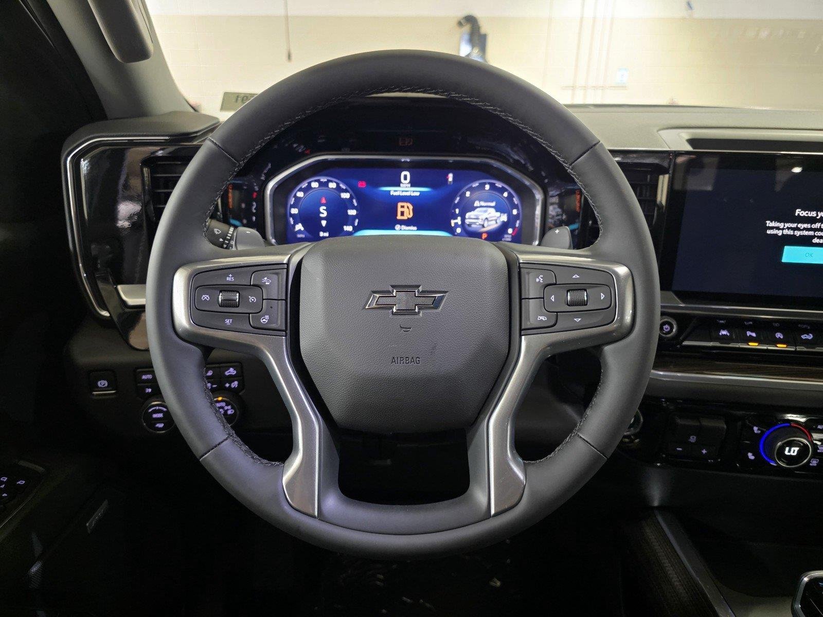 New 2026 Summit White Chevrolet RST image 31