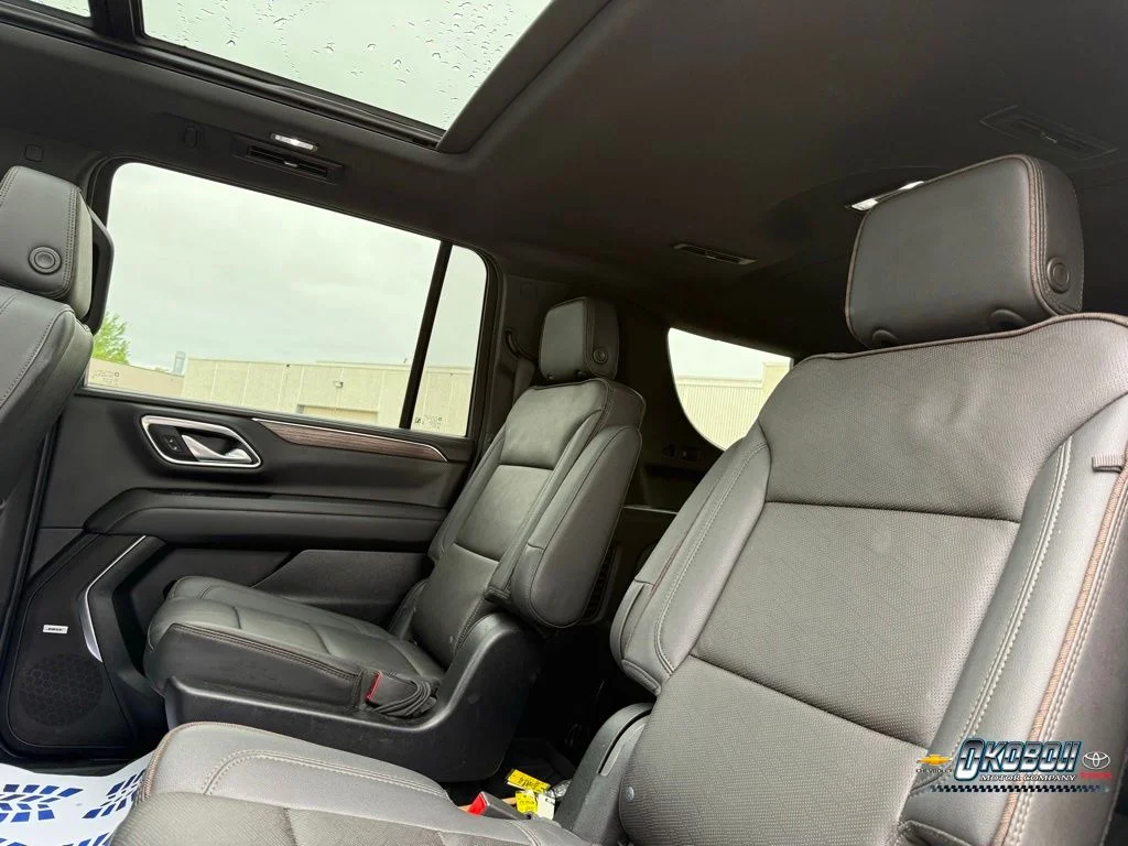 Used 2024 Beige Chevrolet High Country image 17
