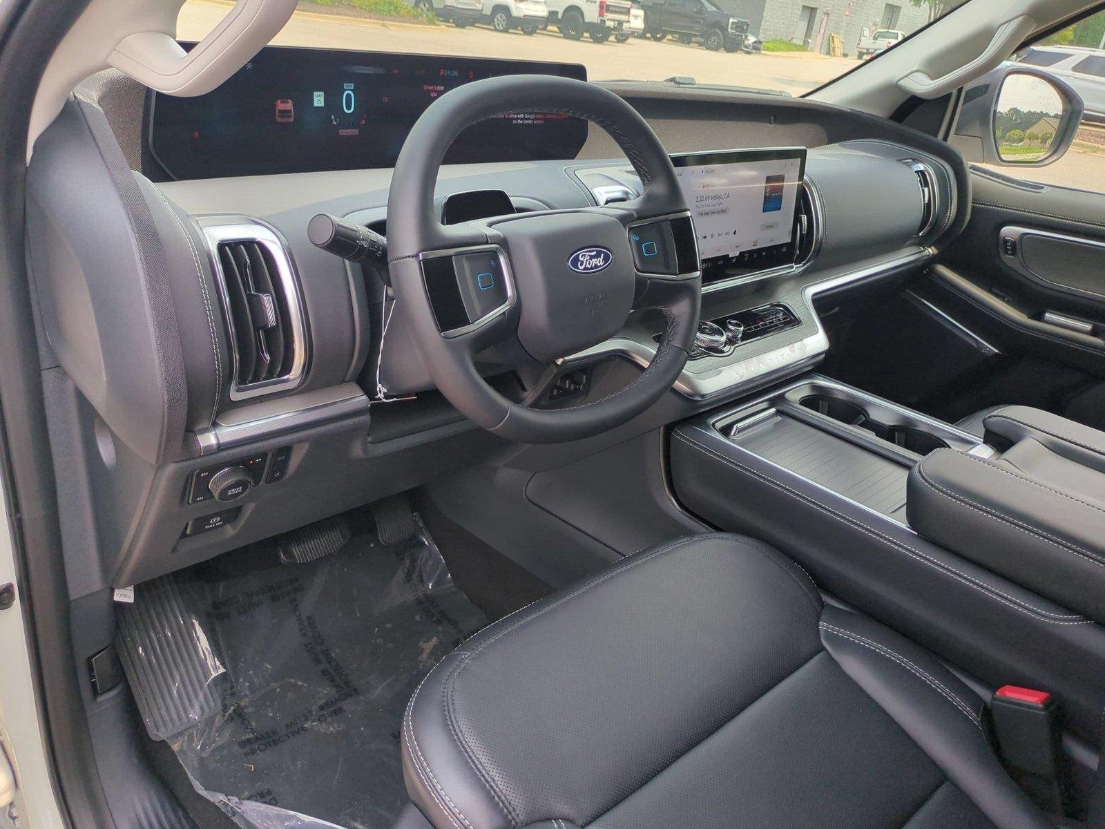 New 2027 Star White Metallic Tri-Coat Ford MAX Platinum image 19