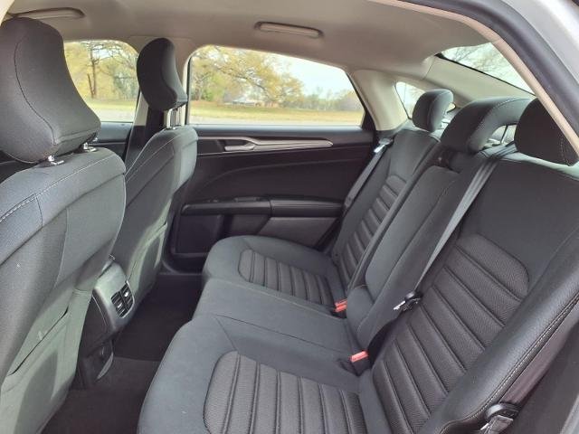 Used 2019 White Ford  image 30