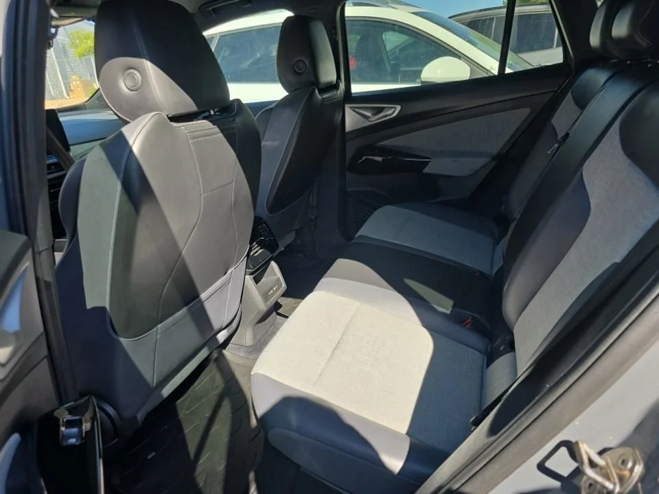 Used 2024 Gray Volkswagen Standard image 11
