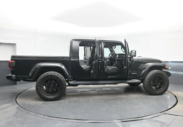 Used 2023 Black Clearcoat Jeep High Altitude image 52