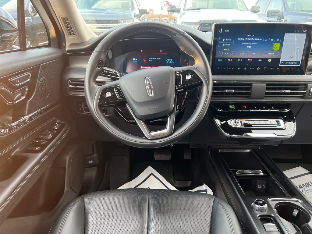 Used 2024 Black Lincoln Grand Touring image 16