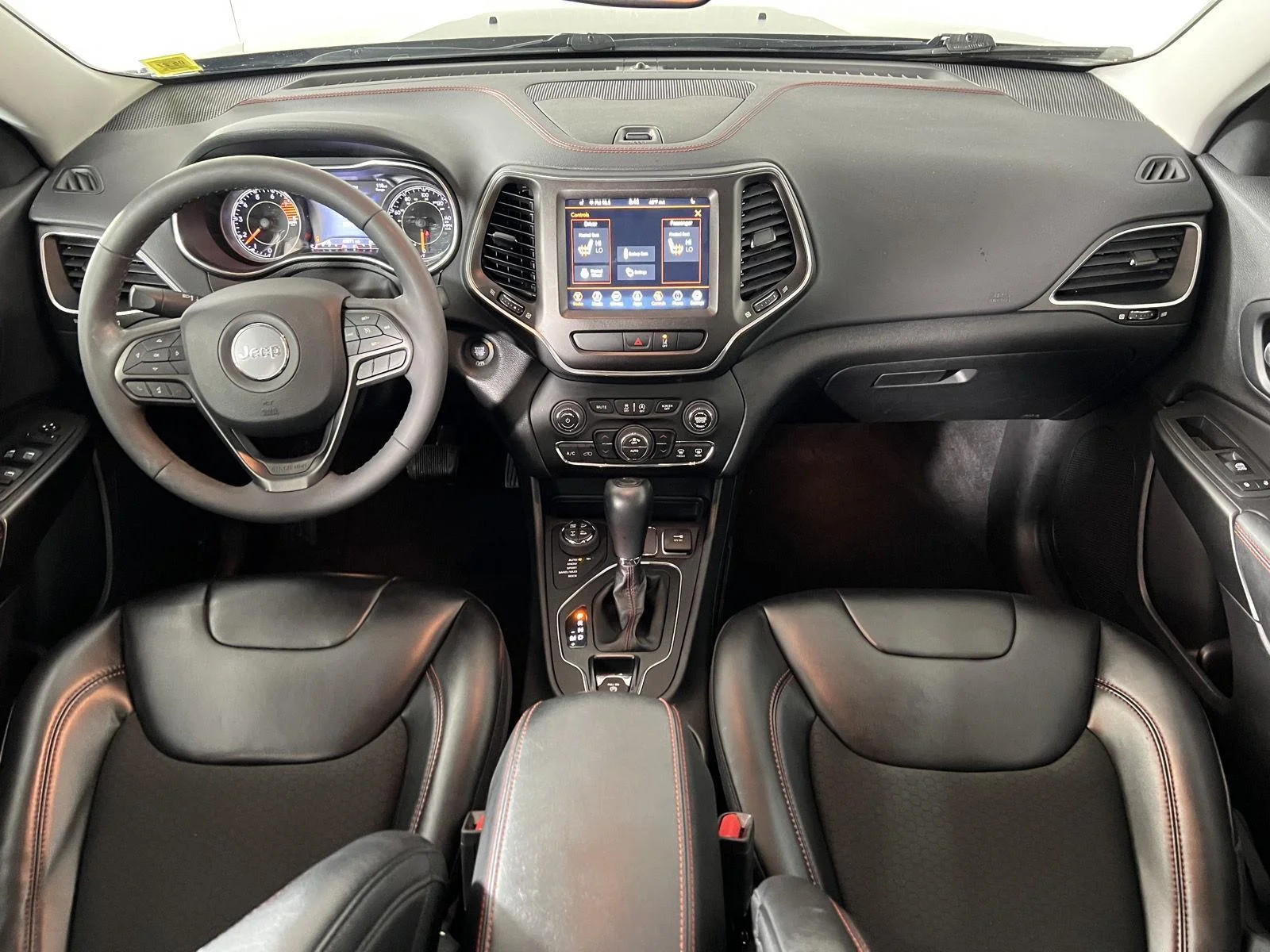 Used 2022 Granite Jeep Trailhawk image 2