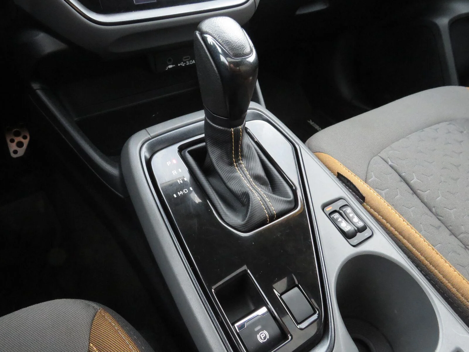 Used 2024 Crystal White Pea Subaru Sport image 29