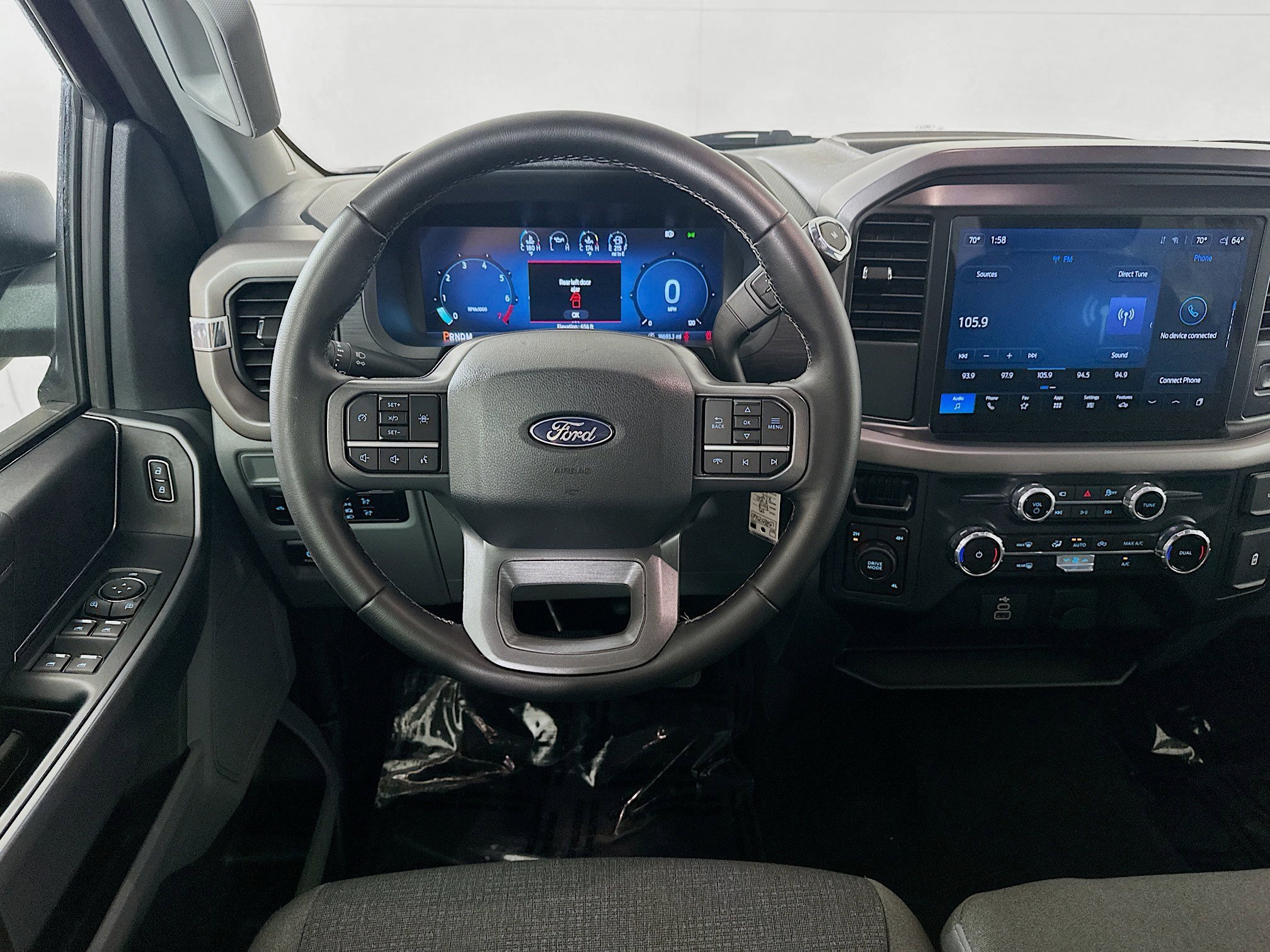 Used 2025 Gray Metallic Ford XLT image 20