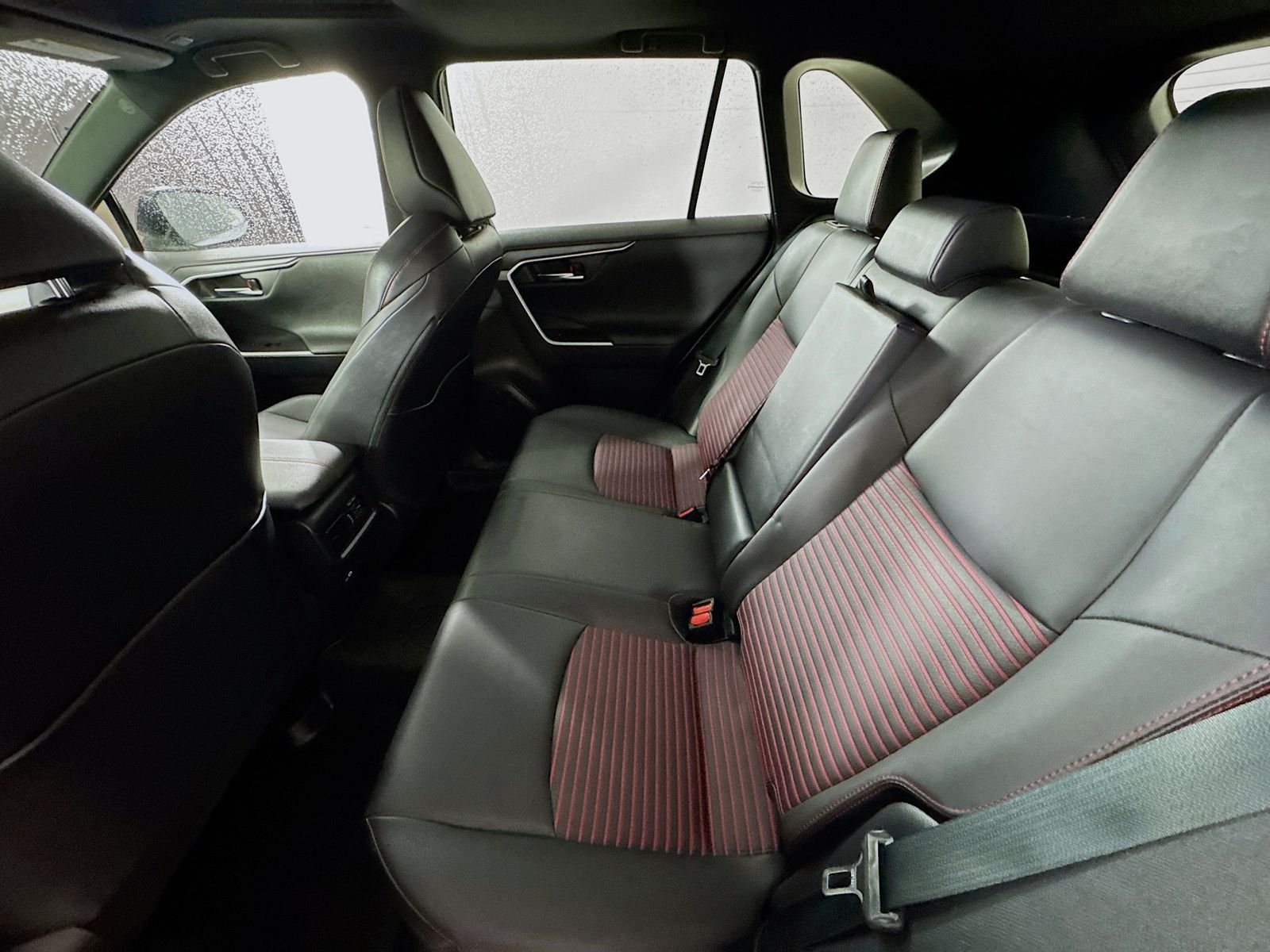 2024 Toyota RAV4 XSE - Photo 22