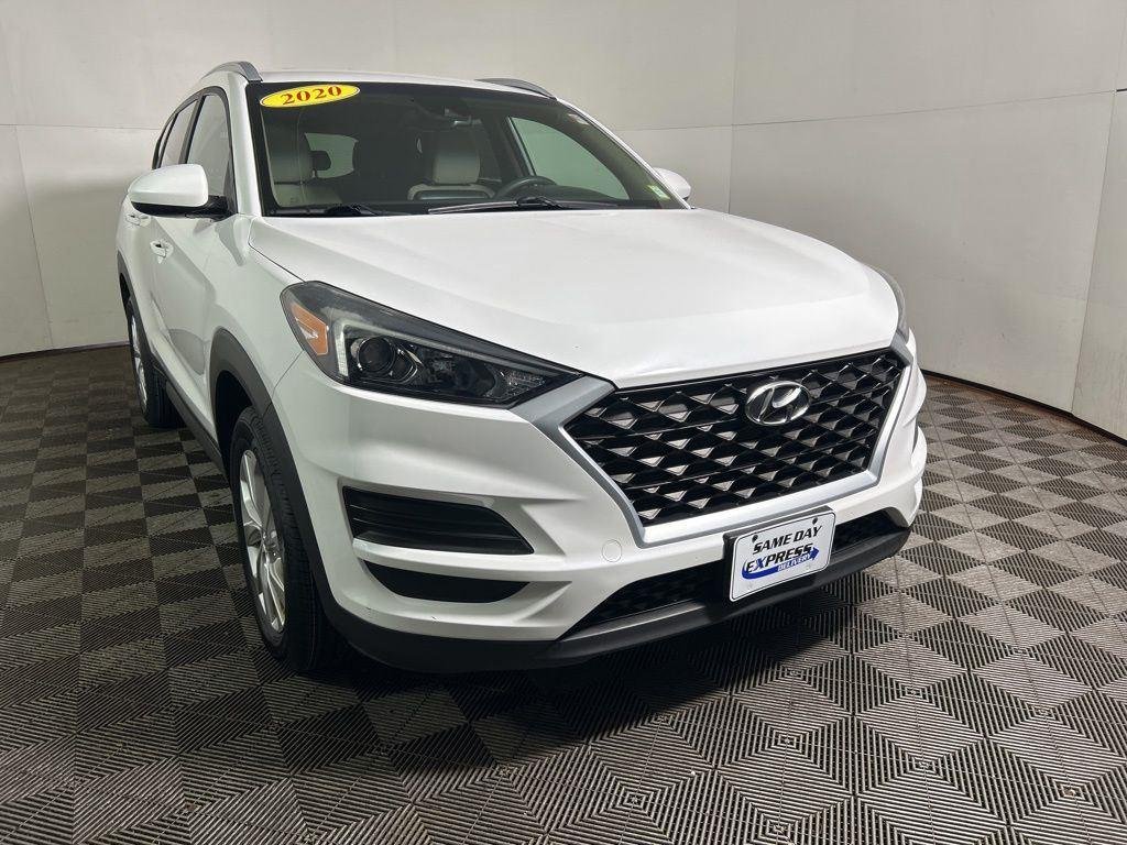 Used 2020 Cream White Hyundai Value image 4
