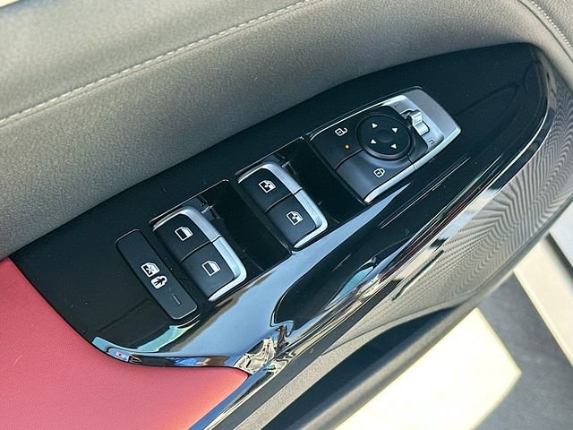 Used 2026 Snow White Pearl Kia GT-Line image 18