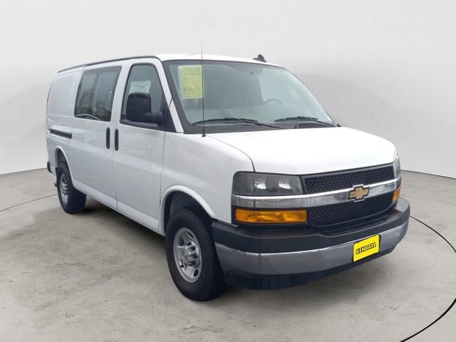 2025 Chevrolet Express Cargo Work Van - Photo 7