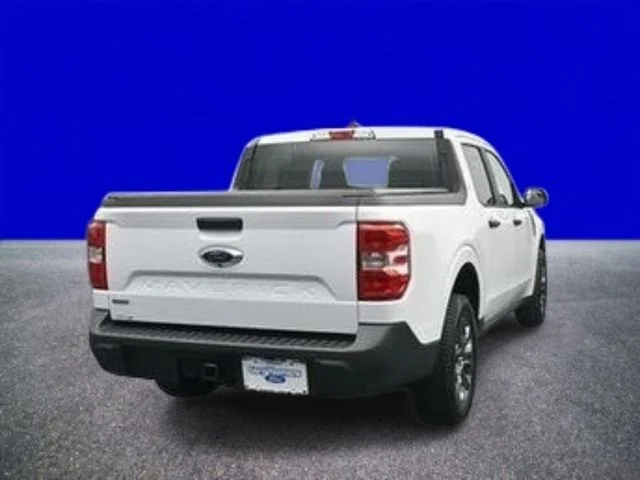 Used 2024 Oxford White Ford XLT image 7