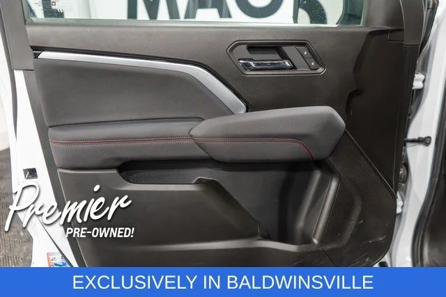 Used 2025 White Chevrolet Z71 image 14