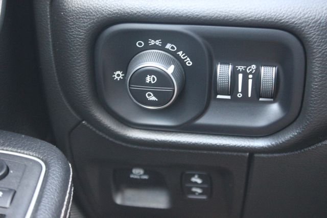 Used 2023 Black Ram Laramie image 19