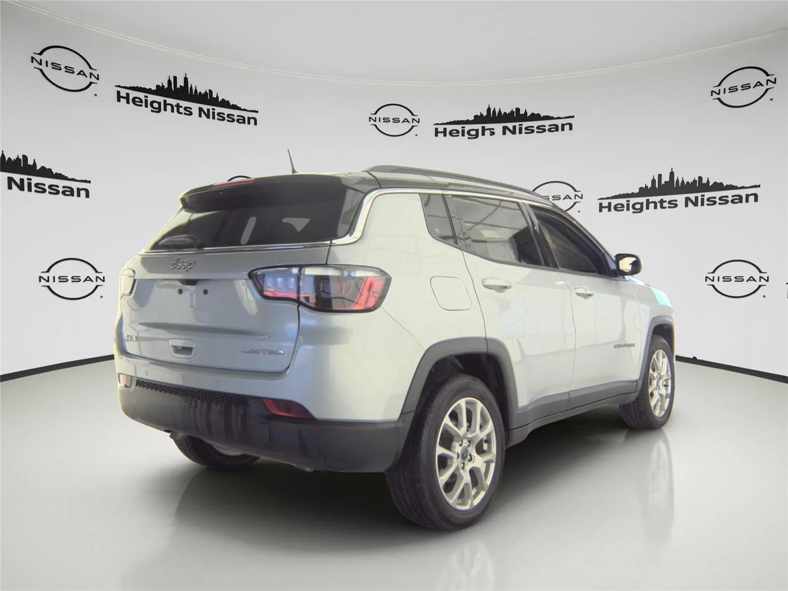 2025 Jeep Compass Limited - Photo 4