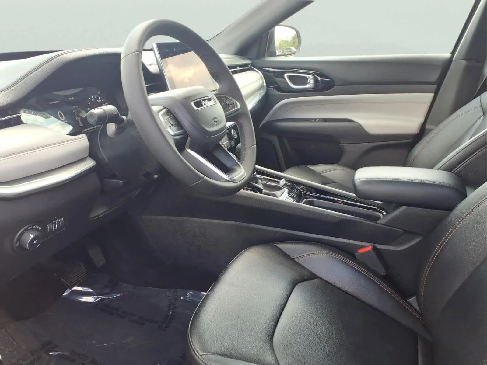 Used 2024 Sting-Gray Clearcoat Jeep Limited image 16