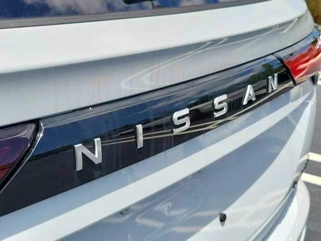 New 2026 White Nissan Platinum image 7