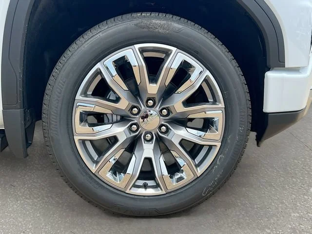 New 2026 Glacier White Tricoat GMC Denali image 19