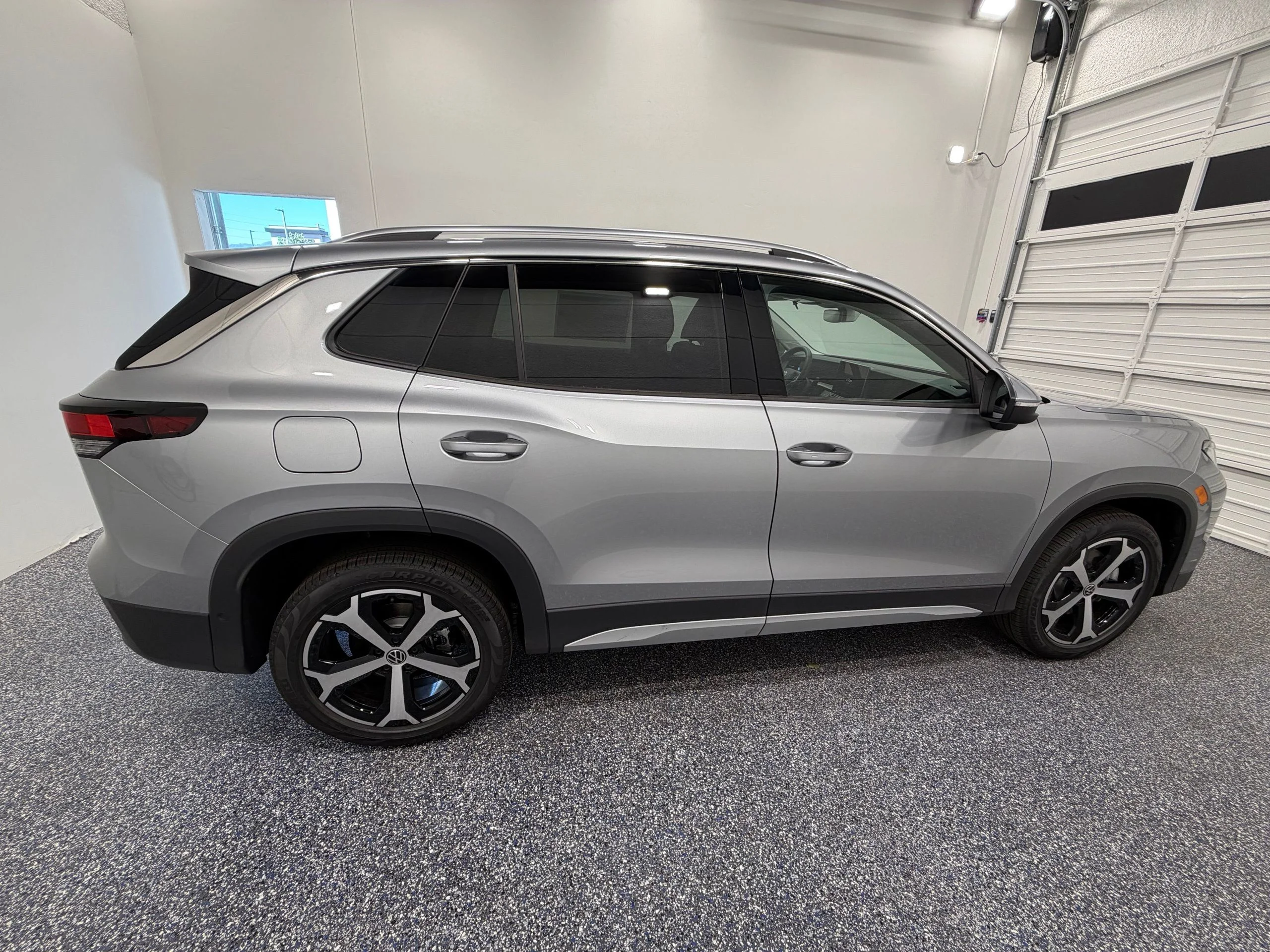 New 2026 Silver Volkswagen 2.0T SE image 8