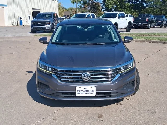 Used 2021 Gray Volkswagen 2.0T SE image 10